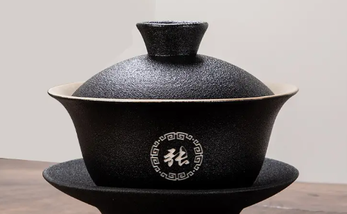 紫外激光打標(biāo)機(jī)在陶瓷行業(yè)的應(yīng)用(圖2)