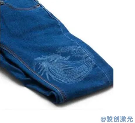 服裝布料專(zhuān)用激光打標(biāo)機(jī)