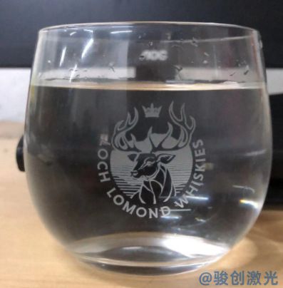 餐盤(pán)水杯專(zhuān)用激光打標(biāo)機(jī)